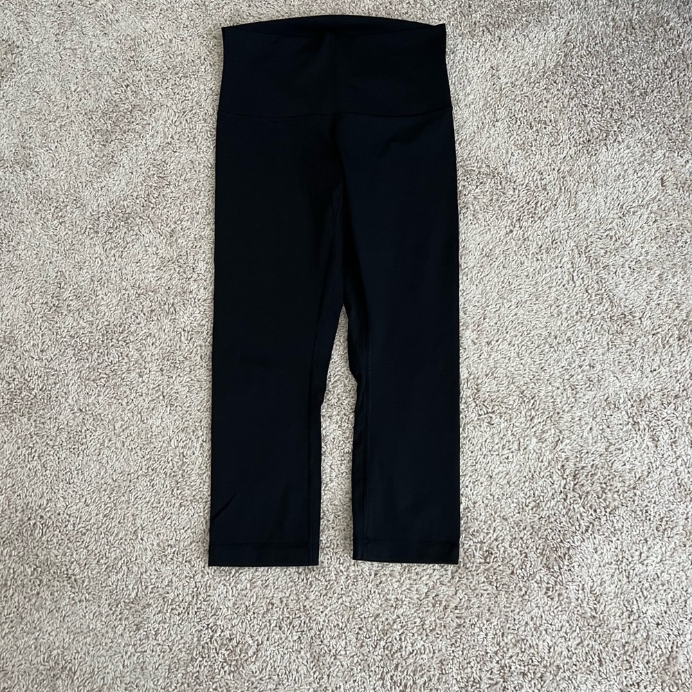 Lululemon Crops Size 8